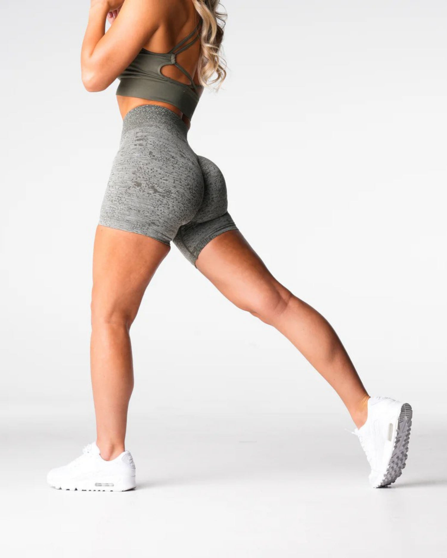 Digital Seamless Shorts