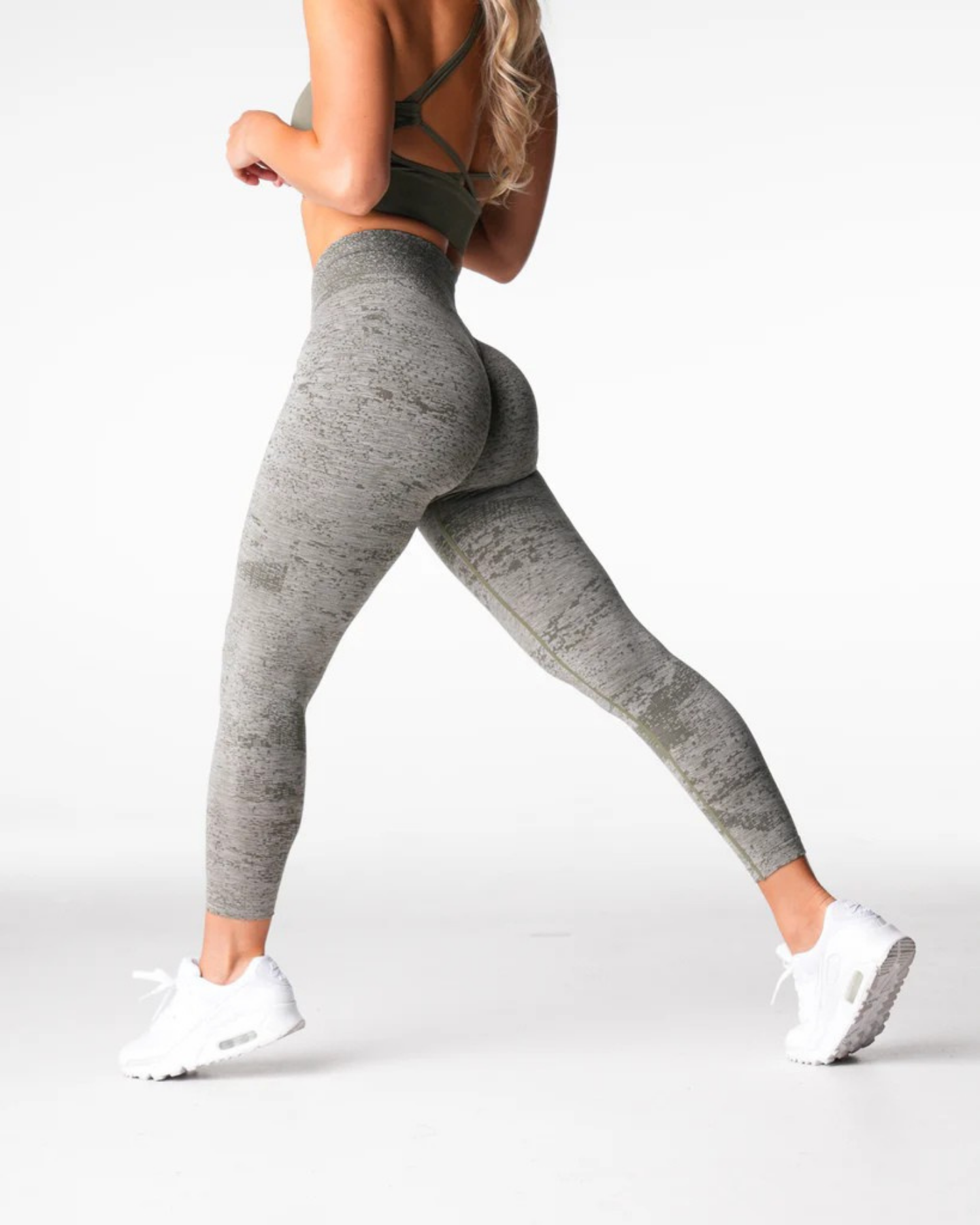 Digital Seamless Leggings